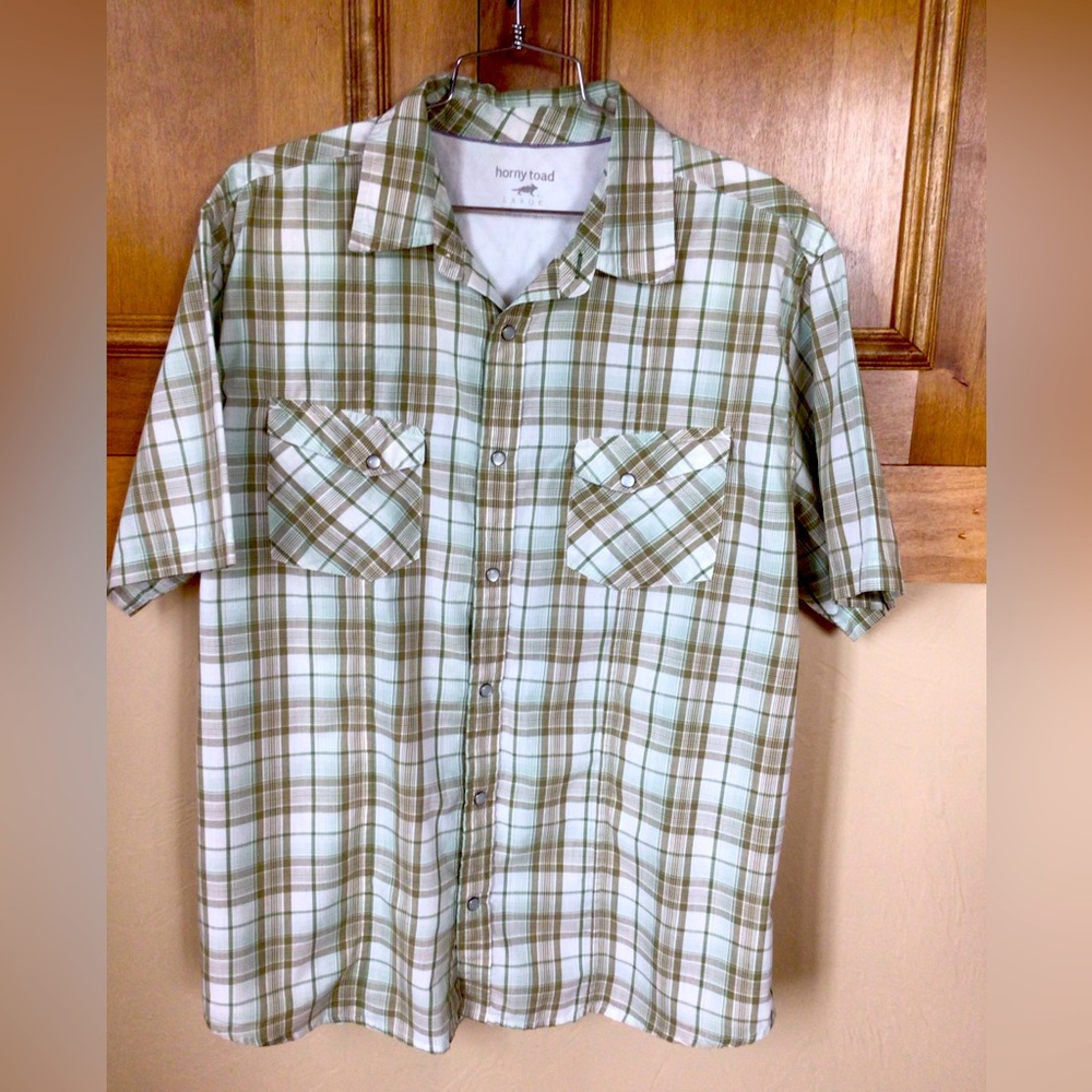Pearl snap Horny Toad mens shirt